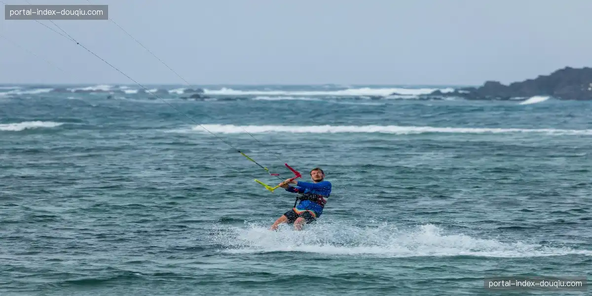 🏀 球员体能极限爆发,热血渗入每次对抗!💪
